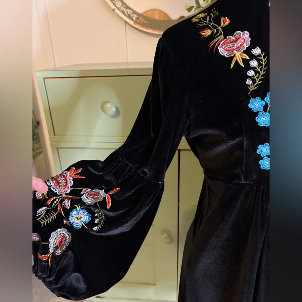 ASA Black Velvet Embroidered Floral Bohemian Style Dress - Picture 5 of 13